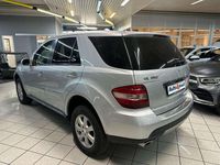 Usata Mercedes ML350 Chrome 272 CV (200 kW) 2008 Argento SUV