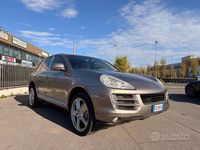 Usata Porsche Cayenne 385 CV (283 kW) 2009 Grigio SUV
