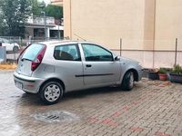 Usata Fiat Punto 85 CV (62 kW) 2004 Grigio Berlina
