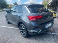 Usata VW T-Roc Style 116 CV (85 kW) 2019 Grigio SUV