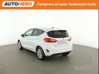 Usata Ford Fiesta 84 CV (61 kW) 2017 Bianco Utilitaria