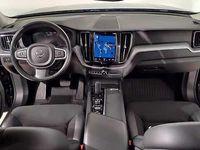 Usata Volvo XC60 Momentum 197 CV (144 kW) 2021 Colore: onyx black metallizzato SUV