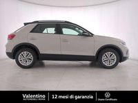 Usata VW T-Roc Life 116 CV (85 kW) 2024 Grigio SUV