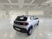 Usata Dacia Spring Expression 19 kW (26 CV) 2025 Bianco Utilitaria