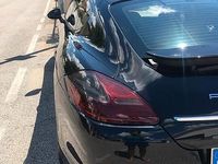 Usata Porsche Panamera 250 CV (183 kW) 2012 Nero Utilitaria