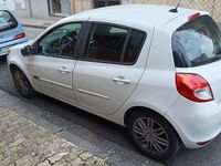 Usata Renault Clio II 75 CV (55 kW) 2011 Bianco Berlina