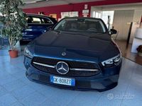 Usata Mercedes CLA200 Shooting Brake 150 CV (110 kW) 2022 Blu denim metallizzato Station wagon