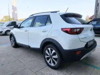 Usata Kia Stonic Urban 82 CV (60 kW) 2021 Bianco SUV