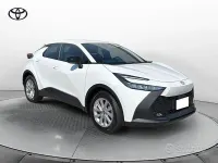 Nuova Toyota C-HR Active 2026 Bianco SUV