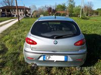 usata Alfa Romeo 147 GPL 5P - 1.6 TS 105 cv distinctive