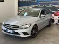Begagnad Mercedes C200 Premium 160 HK (117 kW) 2019 Grå Sedan