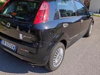 Usata Fiat Grande Punto 77 CV (56 kW) 2008 Nero Utilitaria