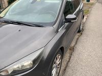 Usata Ford Focus Titanium 120 CV (88 kW) 2015 Grigio Station wagon