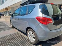 Usata Opel Meriva 120 CV (88 kW) 2014 Grigio Monovolume