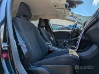 Usata Volvo V40 CC 120 CV (88 kW) 2016 Nero Station wagon