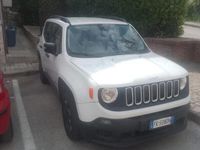 Usata Jeep Renegade 120 CV (88 kW) 2017 Bianco SUV