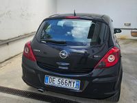 Usata Opel Corsa 90 CV (66 kW) 2006 Nero Coupé