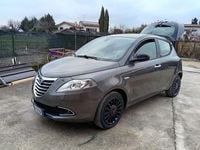Usata Lancia Ypsilon Gold 85 CV (62 kW) 2014 Marrone Utilitaria