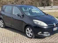 Usata Renault Scénic III 110 CV (80 kW) 2014 Bluazzurro Monovolume