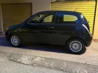 Usata Lancia Ypsilon 60 CV (44 kW) 2009 Nero Utilitaria
