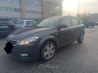 Usata Kia Ceed LX 125 CV (91 kW) 2010 Marrone Utilitaria