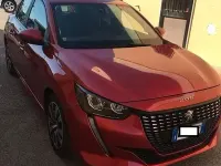 Usata Peugeot 208 Active 75 CV (55 kW) 2020 Rosso Utilitaria