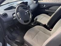 Usata Renault Twingo 76 CV (55 kW) 2010 Bianco Utilitaria