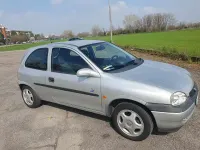Usata Opel Corsa Sport 90 CV (66 kW) 1997 Grigio Utilitaria