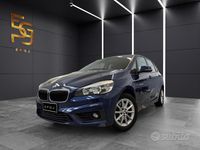 Usata BMW 218 Sport Line 150 CV (110 kW) 2014 Blu Station wagon