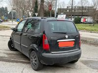 Usata Lancia Musa 95 CV (69 kW) 2004 Nero Monovolume
