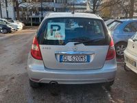 Usata Mercedes A180 116 CV (85 kW) 2010 Grigio Berlina