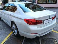 Usata BMW 530e iPerformance 184 CV (135 kW) 2019 Mineralweiss metallic Berlina