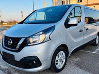 Usata Nissan NV300 121 CV (88 kW) 2018 Argento Furgone