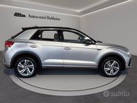 Usata VW T-Roc R-line 150 CV (110 kW) 2022 Pyrit silver met/tetto nero me SUV