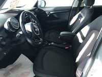 Usata Mini Cooper D Business 116 CV (85 kW) 2016 Grigio Utilitaria