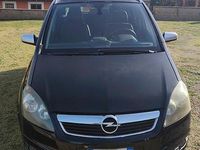 Usata Opel Zafira 2005 Nero Monovolume