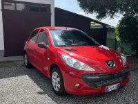 Usata Peugeot 206 60 CV (44 kW) 2011 Berlina