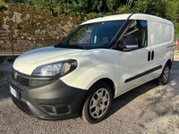 Usata Fiat Doblò 120 CV (88 kW) 2021 Bianco Monovolume