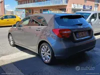 Usata Mercedes A180 109 CV (80 kW) 2013 Grigio Utilitaria