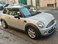 Usata Mini Cooper D 116 CV (85 kW) 2011 Argento Utilitaria