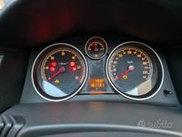 Usata Opel Astra GTC 125 CV (91 kW) 2007 Grigio Coupé