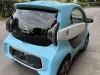 Usata XEV Yoyo 14 kW (20 CV) 2024 Blu/azzurro Utilitaria
