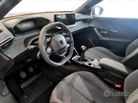 Nuova Peugeot 2008 Allure 100 CV (73 kW) 2025 Rosso SUV