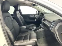 Usata Volvo XC40 Plus 179 CV (131 kW) 2023 Crystal white SUV