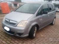 Usata Opel Meriva Cosmo 74 CV (54 kW) 2009 Grigio Monovolume
