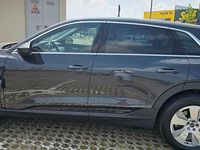 Usata Audi e-tron 230 kW (313 CV) 2021 Grigio SUV