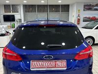 Begagnad Ford Focus Titanium 120 HK (88 kW) 2018 Blå Kombi