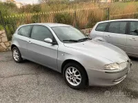 Usata Alfa Romeo 147 120 CV (88 kW) 2001 Grigio Utilitaria