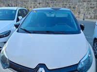 Usado Renault Captur 90 CV (66 kW) 2015 SUV
