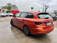 Usata Fiat Tipo 99 CV (72 kW) 2023 Arancione Station wagon